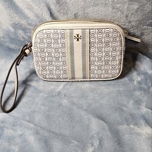 Tory Burch Gemini Link Wristlet